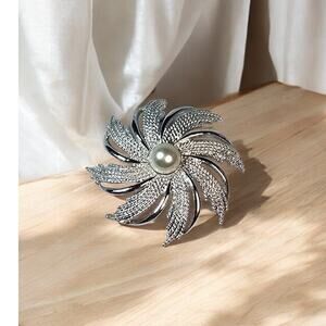 Sarah Coventry Sunburst Pinwheel Brooch Pearl Silver Swirl - Classic Elegance